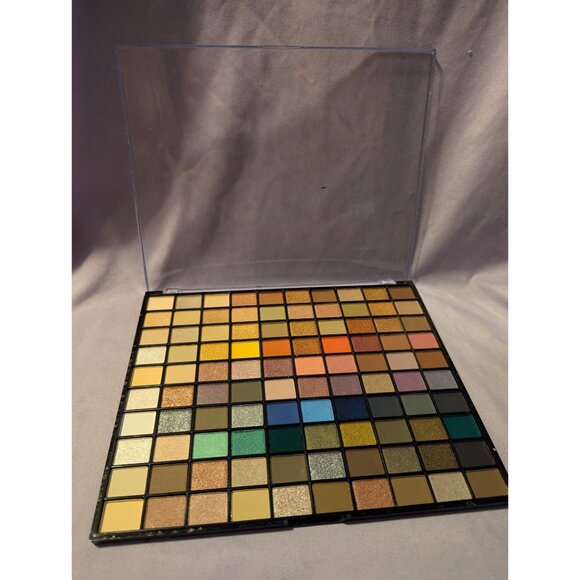 100-Color Eyeshadow Palette With Matte & Shimmer Shades For Versatile Makeup Loo - Picture 1 of 2